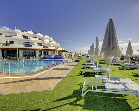 SBH Crystal Beach Hotel & Suites-3