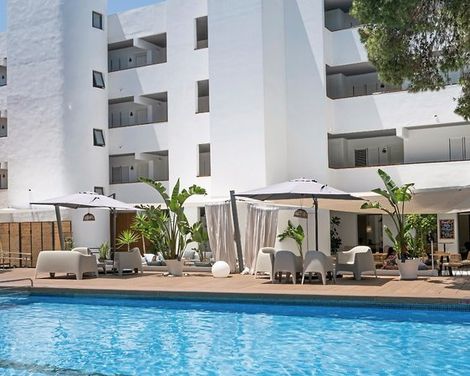 Apartamentos Es Pujols-4