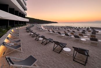Hotel, Grand Hotel View
