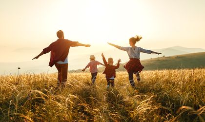 Familie im Feld