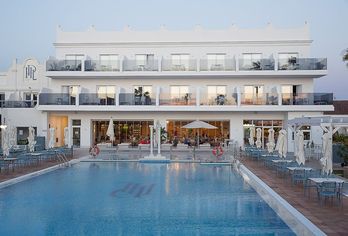 Hotel, Hotel Playa de la Luz
