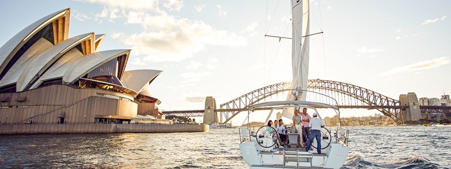 Weltberühmte Oper am Circular Quay im Hafen