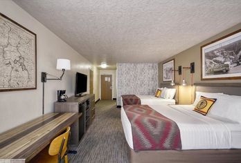 Hotel, Yellowstone Park Hotel