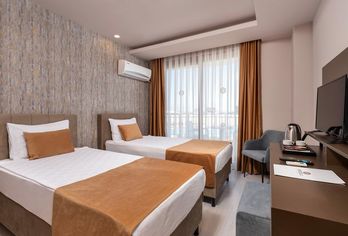 Hotel, Hotella Resort & Spa