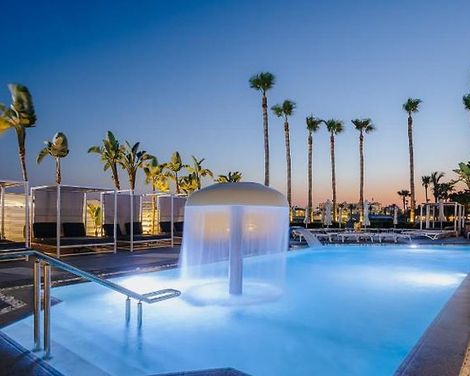 Tasia Maris Sands Hotel-0