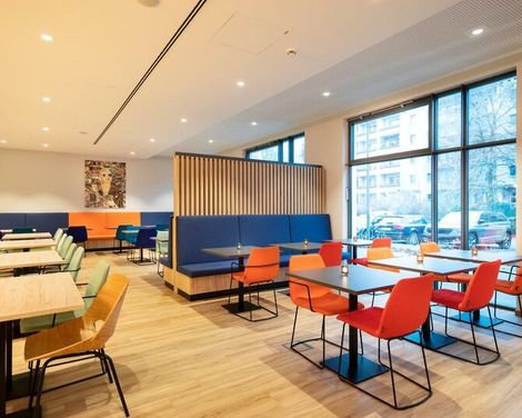 LOGINN Hotel Berlin Airport-4