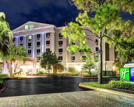 Holiday Inn Express Hotel & Suites Miami-Kendall-3