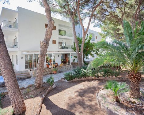 Petit Garden Hotel by Flacalco-1