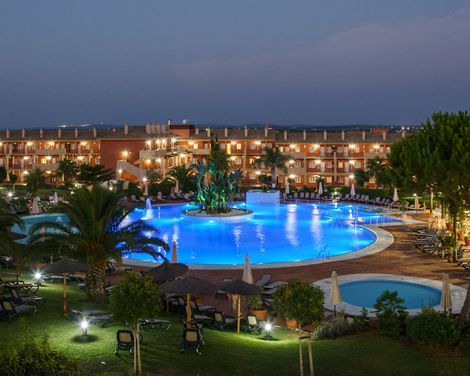 Aparthotel ILUNION Sancti Petri-2