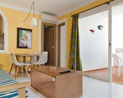 Apartamentos Vibra Blanc Cottage-4