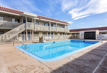 Hotel, Motel 6 El Paso East