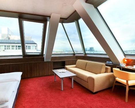 SIMM's Hotel-2