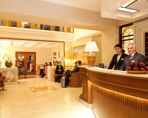 Hotel Diana Roof Garden-2