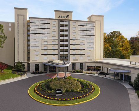 the Alloy King of Prussia - a DoubleTree by Hilton-3
