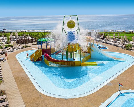 Wave Resort-3