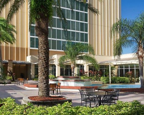 Doubletree by Hilton at the Entrance to Universal Orlando-3