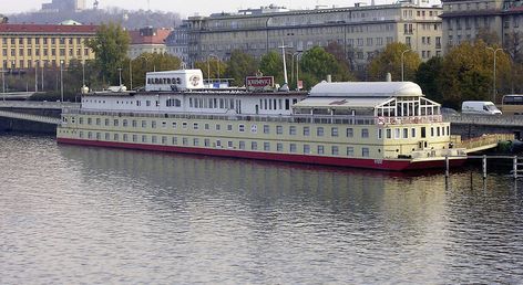 Botel Albatros 