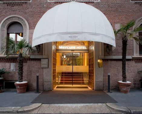 IH Hotels Milano Regency-1