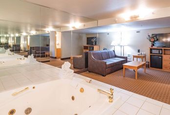 Hotel, Best Western Plus GranTree Inn