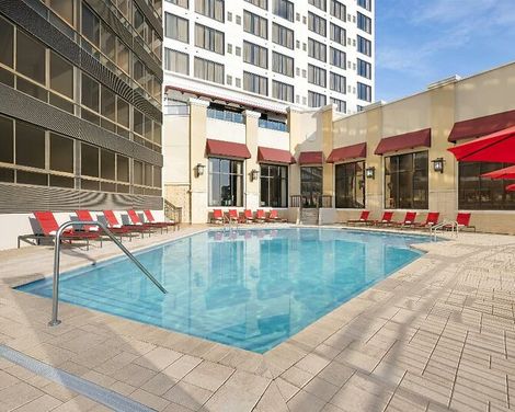 Ramada Plaza by Wyndham Orlando Resort & Suites International Drive-4