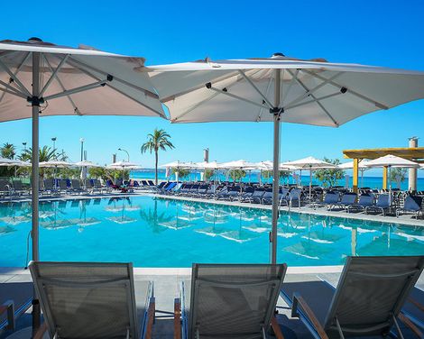 Aparthotel Fontanellas Playa-1