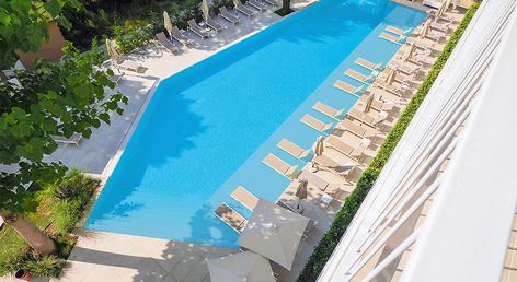 ibis Styles Golden Sands Roomer Hotel