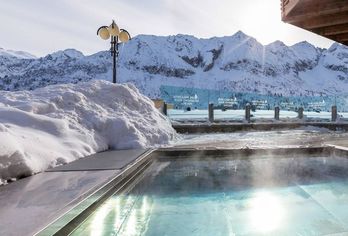 Hotel, Hotel delle Alpi