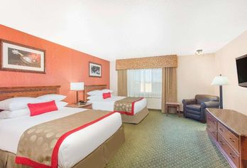 Ramada by Wyndham Elko Hotel at Stockmen s Casino