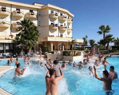 Sunshine Club Hotel-4