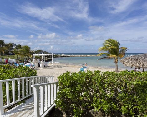 Grand Palladium Lady Hamilton Resort & Spa-1