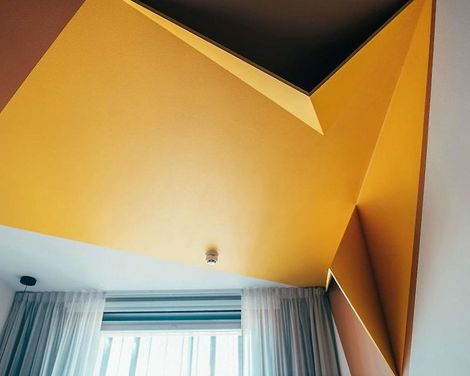 Hotel Ax-4