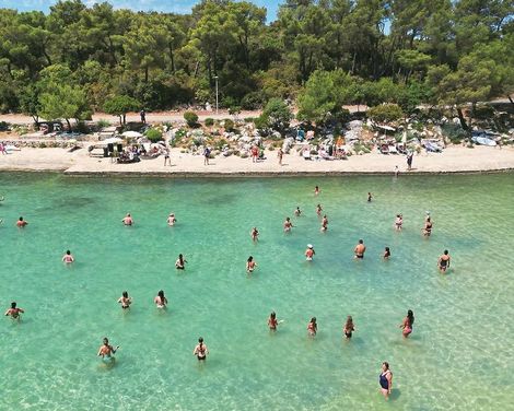 Crvena Luka Resort-1