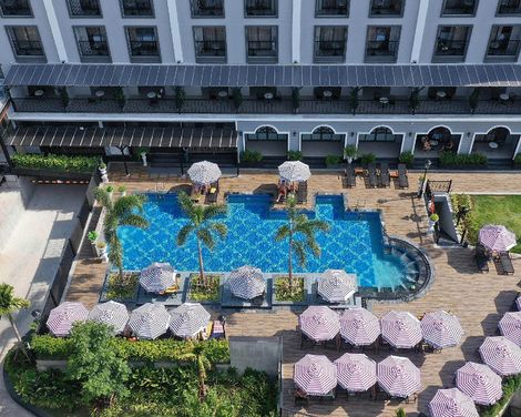 Sawaddi Patong Resort & Spa by Tolani-2