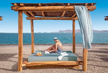 Hotel, Mitsis Ramira