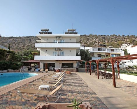 Iraklis Apartments-4