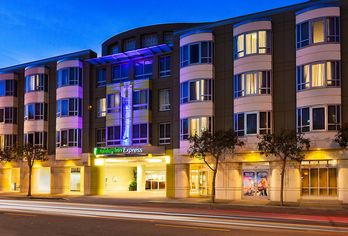 Holiday Inn Express & Suites San Francisco Fishermans Wharf