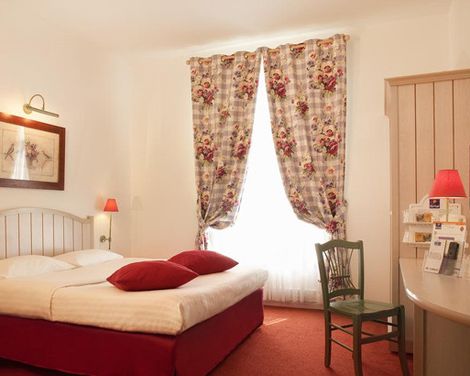 Campanile Val de France-4