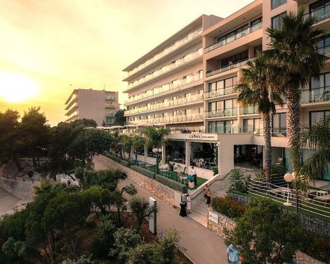 Royal Palm Hotel-0
