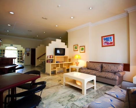 Apartamentos Be Smart Florida Plaza-2