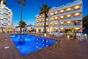 Metropolitan Playa JUKA Aparthotel