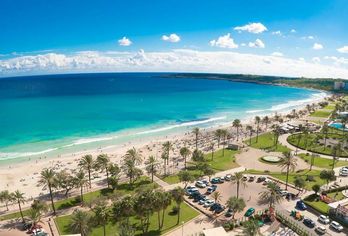 Hotel, CM Castell de Mar