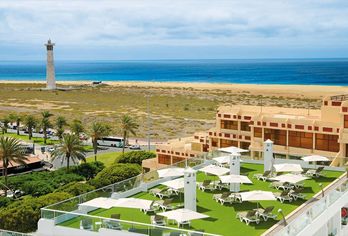 Hotel, Fergus Cactus Garden
