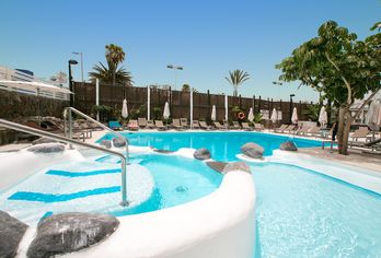 Hotel, Hotel LIVVO Anamar Suites