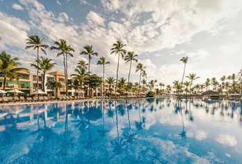 Hotel, Ocean Blue & Sand