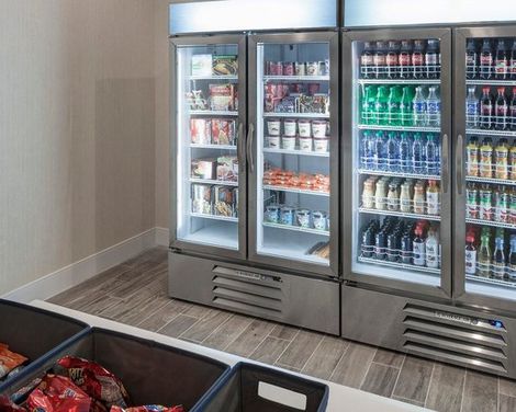 Holiday Inn Express & Suites Orlando At Seaworld-4