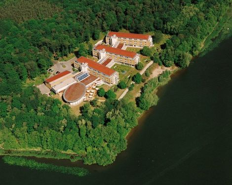 Seminaris Seehotel Potsdam-3