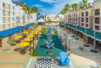 Hotel, Fairfield Inn & Suites Orlando Lake Buena Vista in the Marriott Village