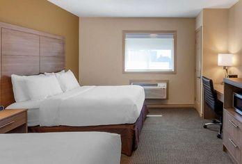 Hotel, Comfort Inn & Suites Thousand Islands Harbour District