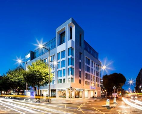 Holiday Inn Express Dublin City Centre-3