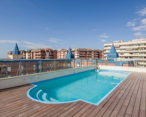 Hotel ILUNION Les Corts-3